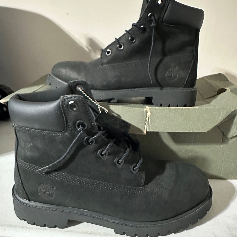 Black Timberland Boots